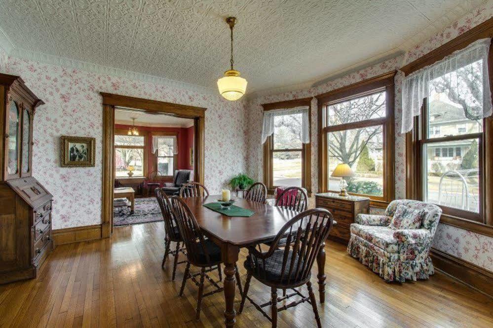 Harrison House Bed & Breakfast Naperville Eksteriør bilde